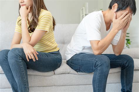 Divorce .